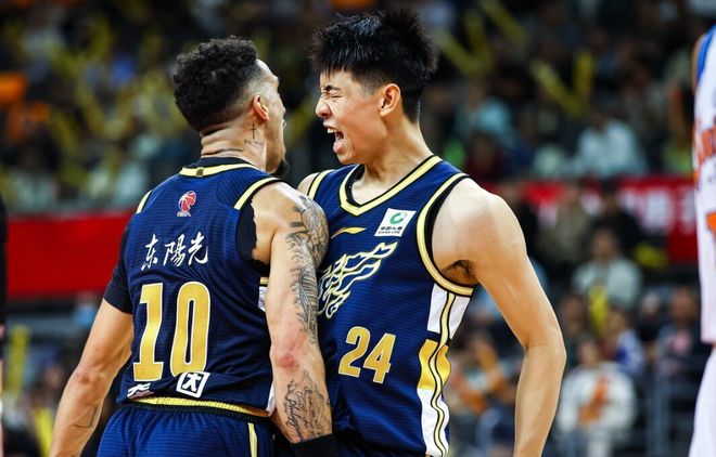 四连胜!广东男篮季后赛对手基本敲定!徐杰崔永熙赛后霸气摊牌